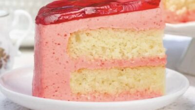 Torta helada receta fácil Torta helada casera Receta torta helada con bizcochuelo Torta helada galletas Torta helada con gelatina Torta helada con leche evaporada Torta helada con crema de leche Torta helada de vainilla